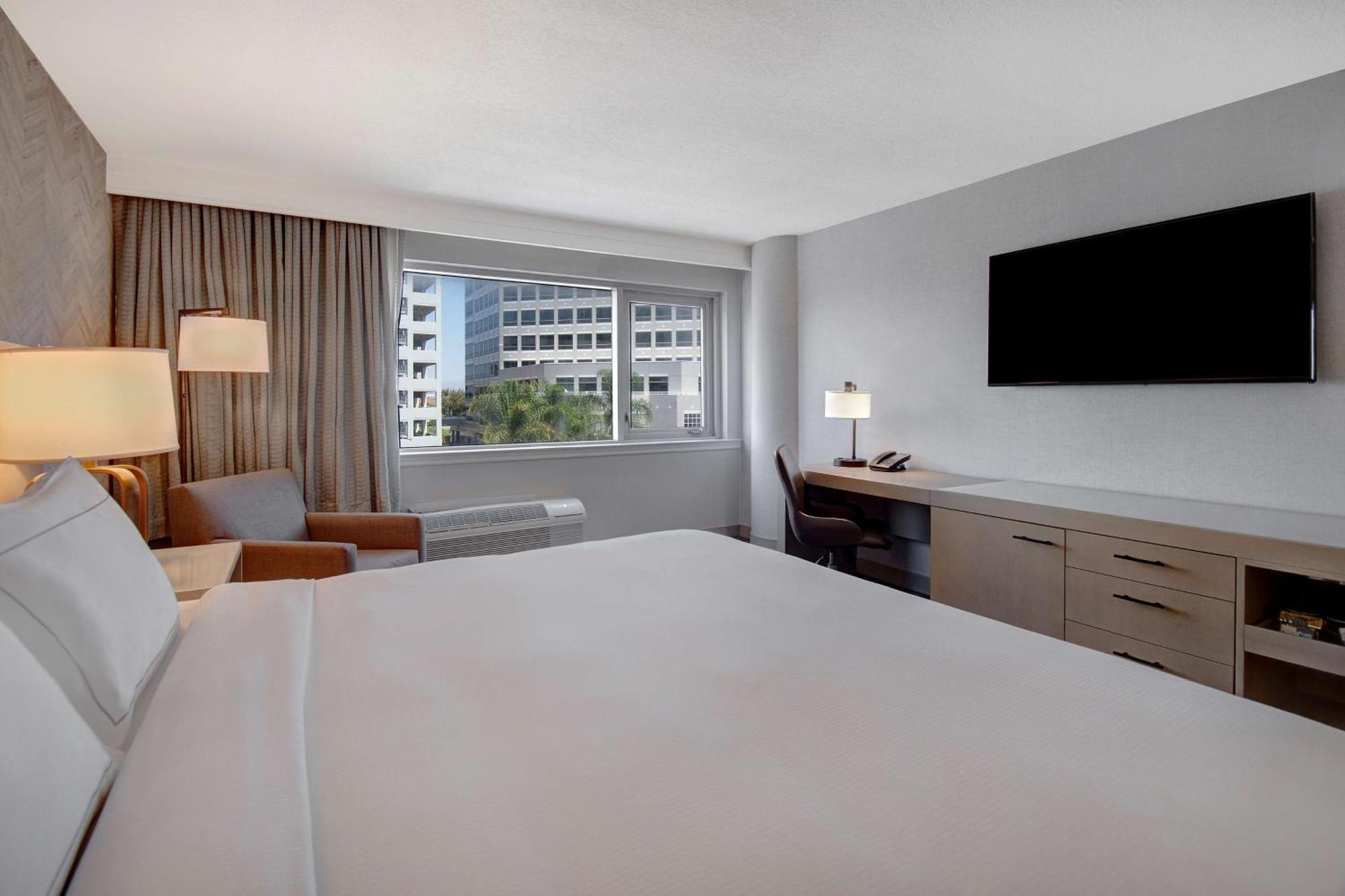 Отель Doubletree By Hilton Lax - Эль-Сегундо Экстерьер фото