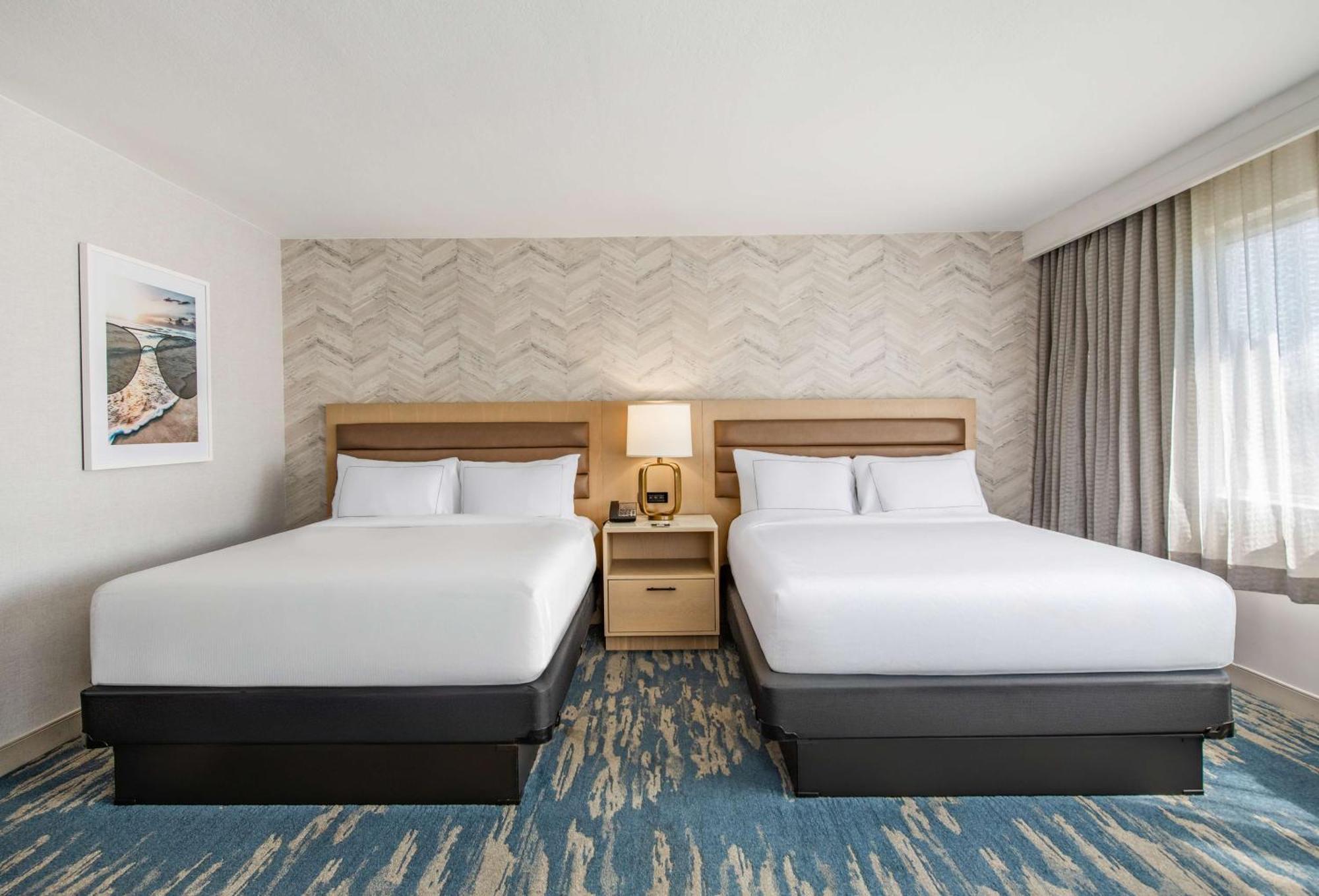 Отель Doubletree By Hilton Lax - Эль-Сегундо Экстерьер фото